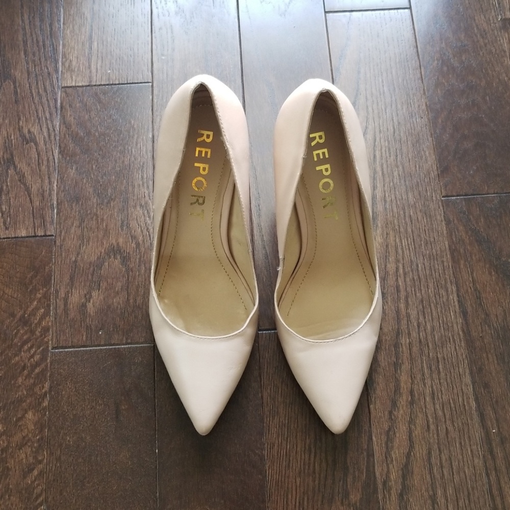 Nude Pumps